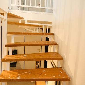Treppenrenovierung mit HAFA-Blockstufen in der Praxis - Höping